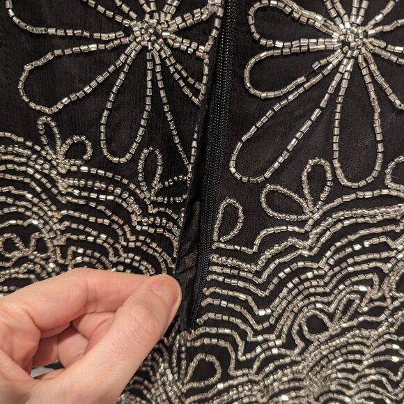 Papell Boutique Evening 100% Silk Black Fully Beaded Short Sleeve shirt Blouse L - Picture 8 of 14